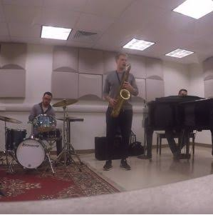 Ben Goldman trio live